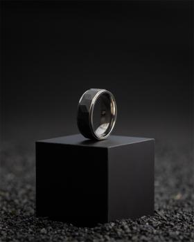 Preview: 8 mm Titanring mit silbernem und schwarzem Finish - Timor Silver Black